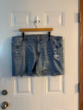 Ava and Viv women’s plus size denim shorts size 22W